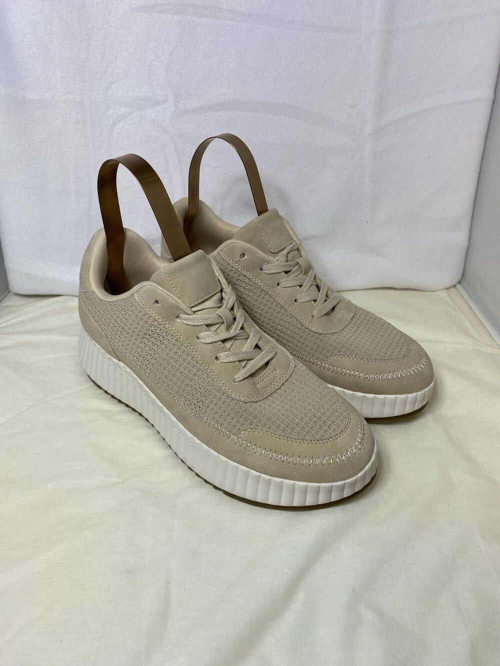 SM New York Women fashion sneakers Shoes Size 10 Rock beige platform Madden